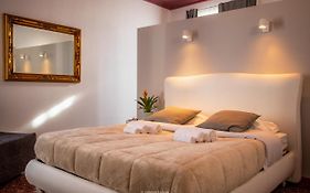 Bella Vista Rooms